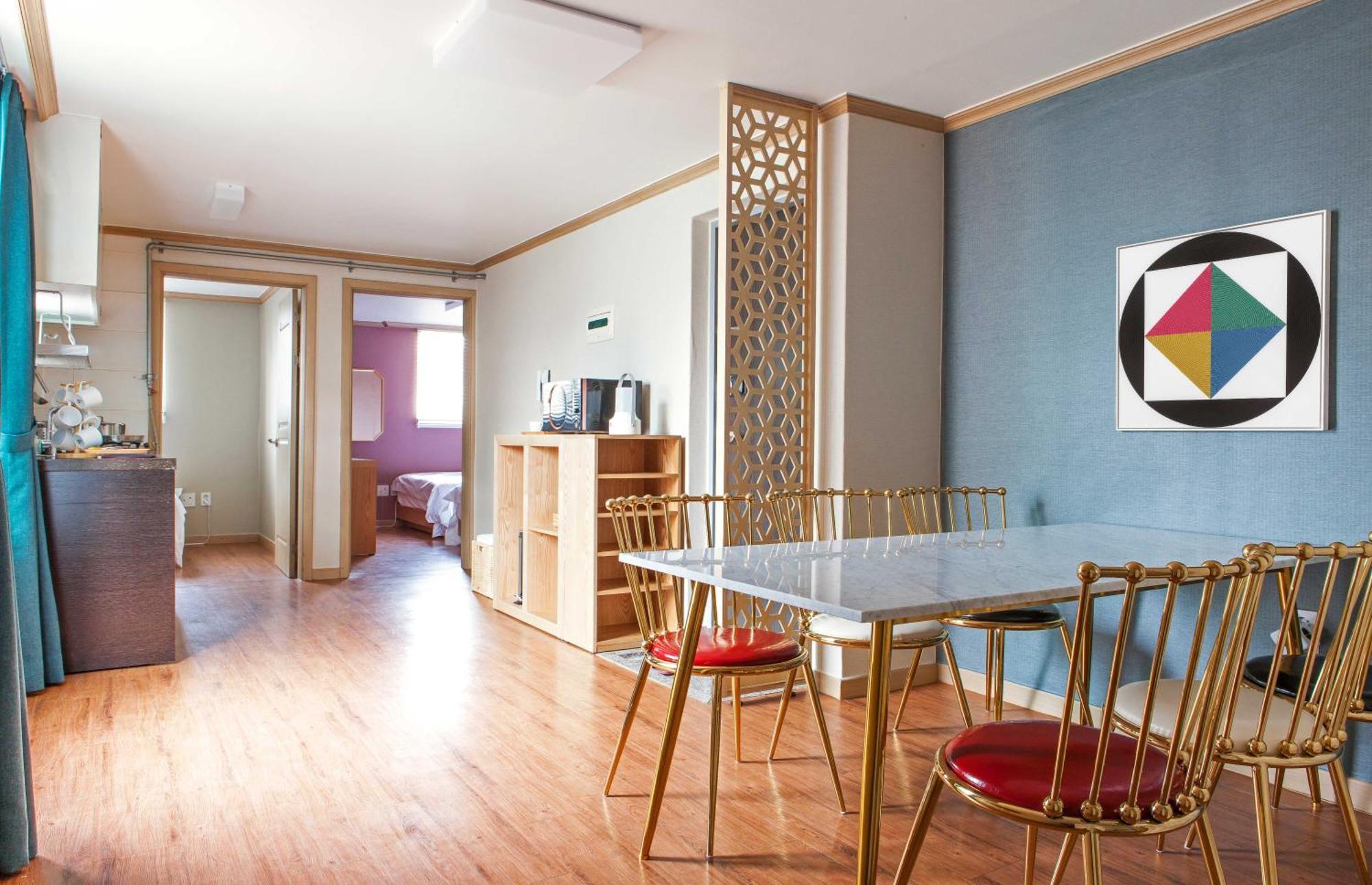 Apartment House Mori *